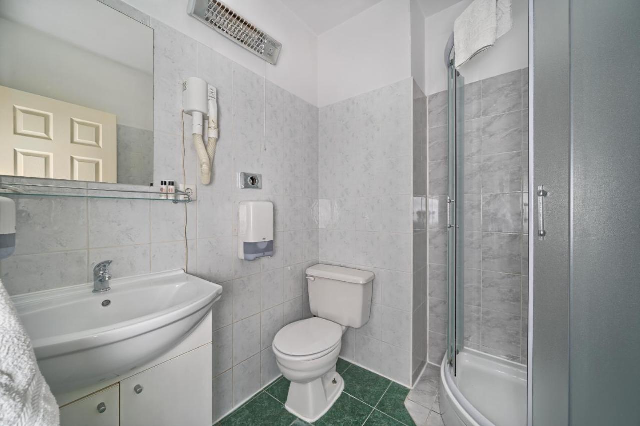 Hotel Aqua - Guest Rooms & Suites Каштела Екстер'єр фото